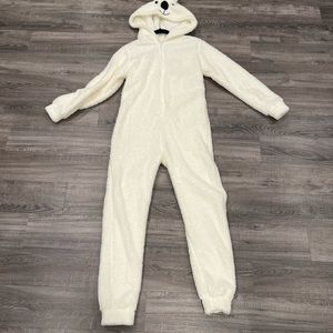 PrettyLittleThing Polar Bear fuzzy Onesie | L | NWT